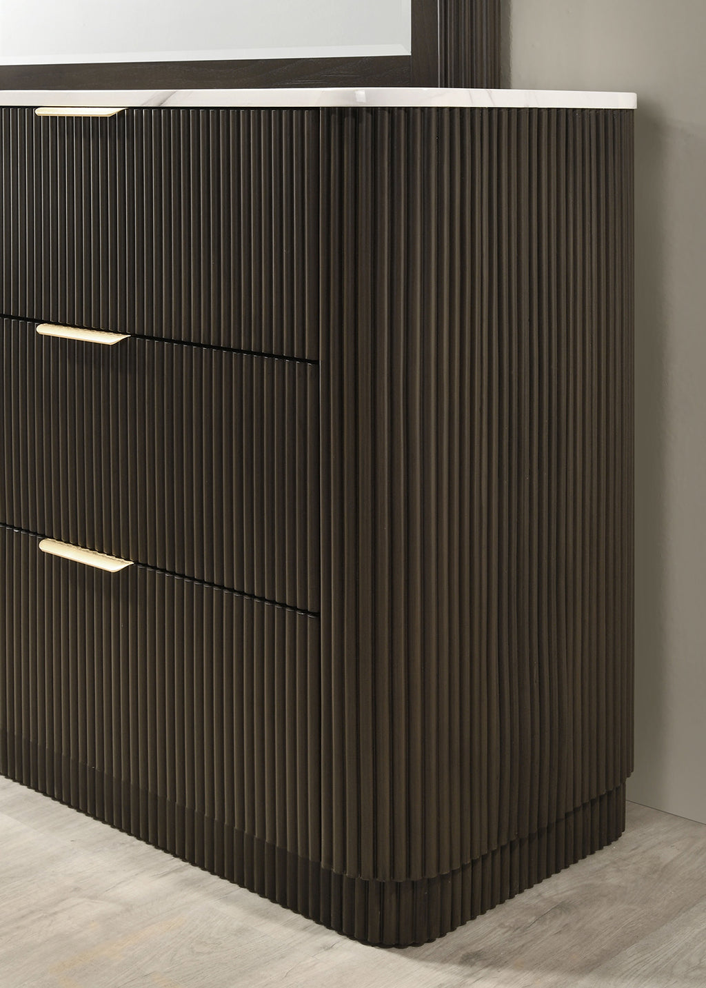 Lantrisant Dresser