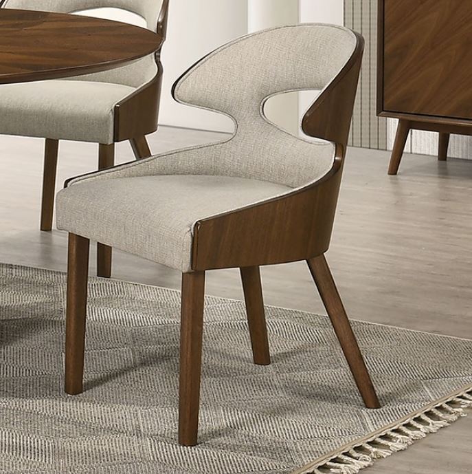 Hillrod  Round Dining Table