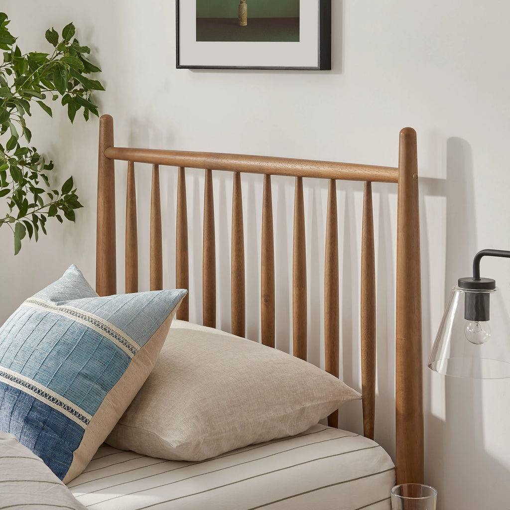 Zane Spindle Bed