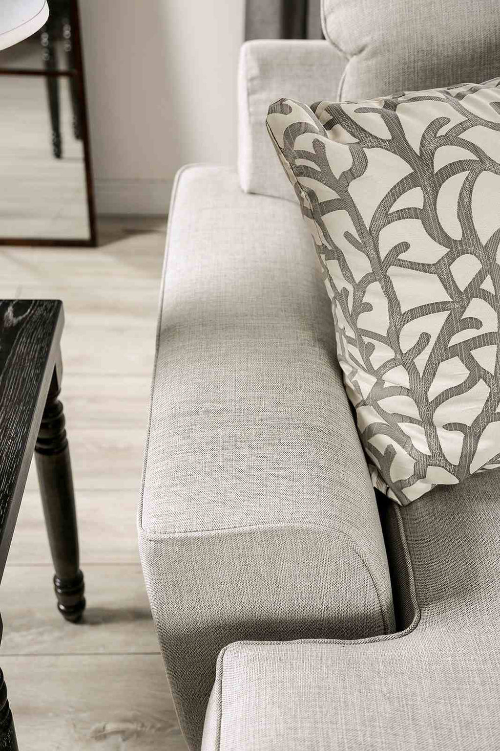 Picotee Sofa