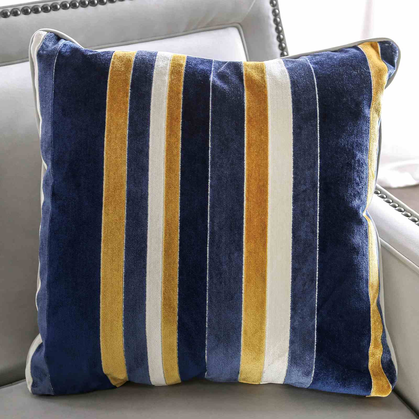 Montecelio Sofa