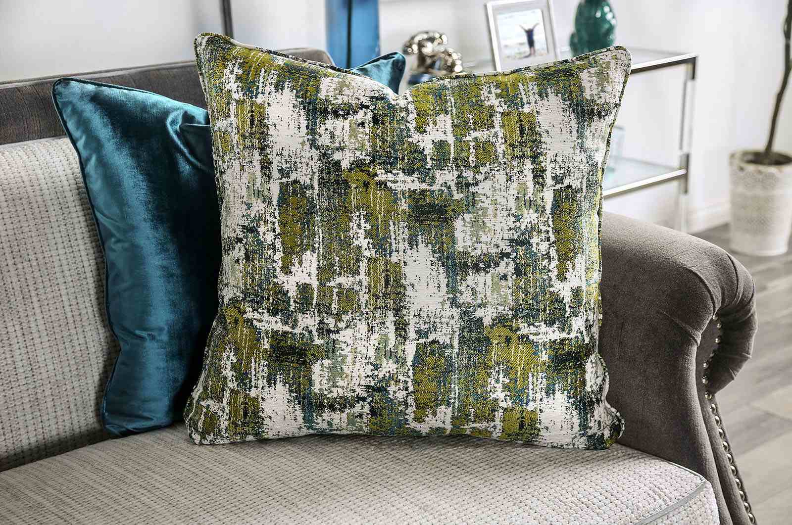 Mariella Sofa